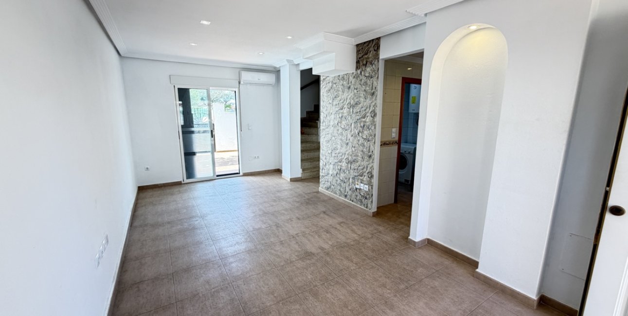 Resale - Townhouse -
Orihuela Costa - Los Altos