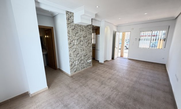 Resale - Townhouse -
Orihuela Costa - Los Altos