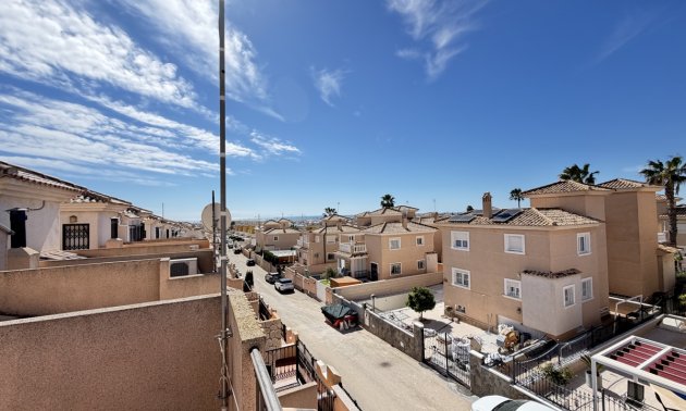 Resale - Townhouse -
Orihuela Costa - Los Altos