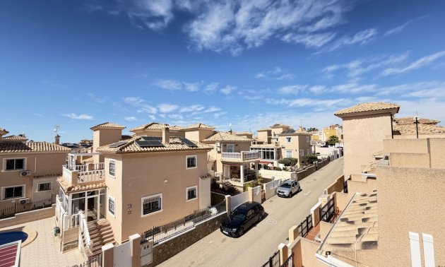 Resale - Townhouse -
Orihuela Costa - Los Altos