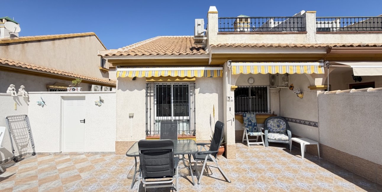Rynek wtórny - Bungalowy -
Orihuela Costa - La Zenia