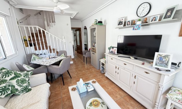 Rynek wtórny - Bungalowy -
Orihuela Costa - La Zenia