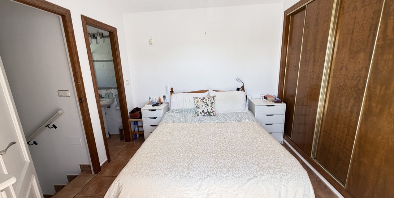 Rynek wtórny - Bungalowy -
Orihuela Costa - La Zenia