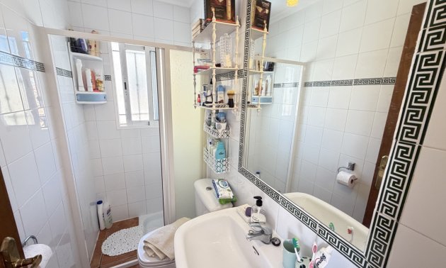 Rynek wtórny - Bungalowy -
Orihuela Costa - La Zenia