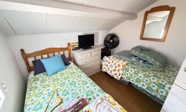 Rynek wtórny - Bungalowy -
Orihuela Costa - La Zenia