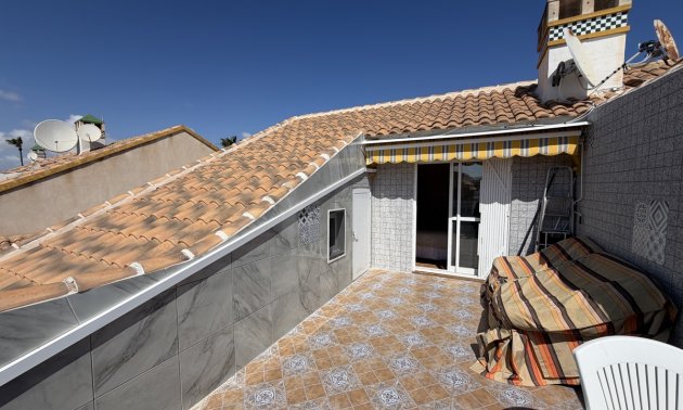 Rynek wtórny - Bungalowy -
Orihuela Costa - La Zenia