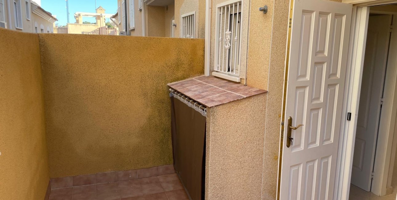 Resale - Townhouse -
Orihuela Costa - Villamartin