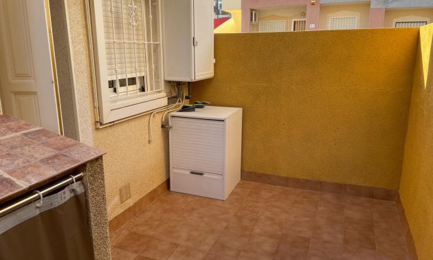 Resale - Townhouse -
Orihuela Costa - Villamartin