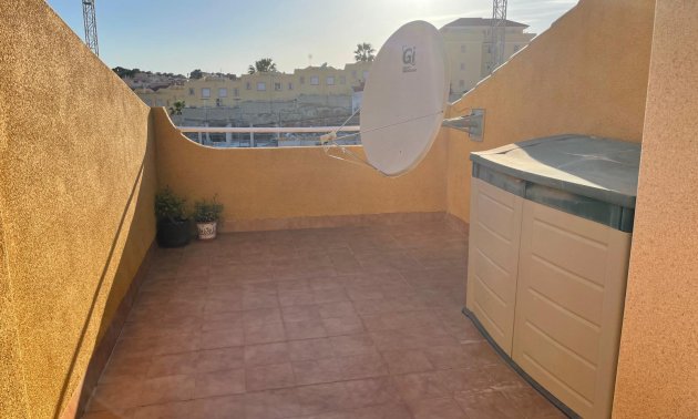 Resale - Townhouse -
Orihuela Costa - Villamartin