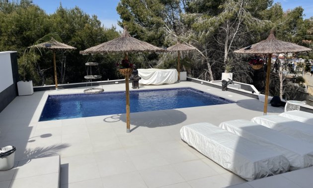 Resale - Villa -
Torrevieja - Los Balcones