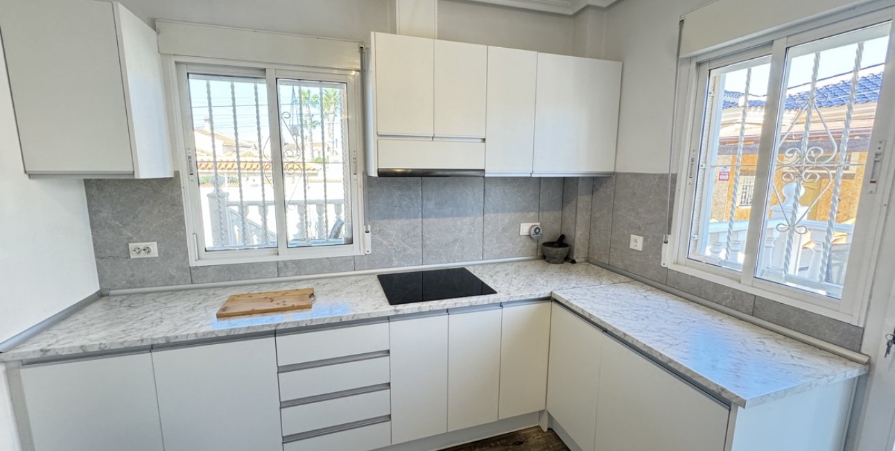 Resale - Villa -
Ciudad Quesada - Ciudad Quesada - Town