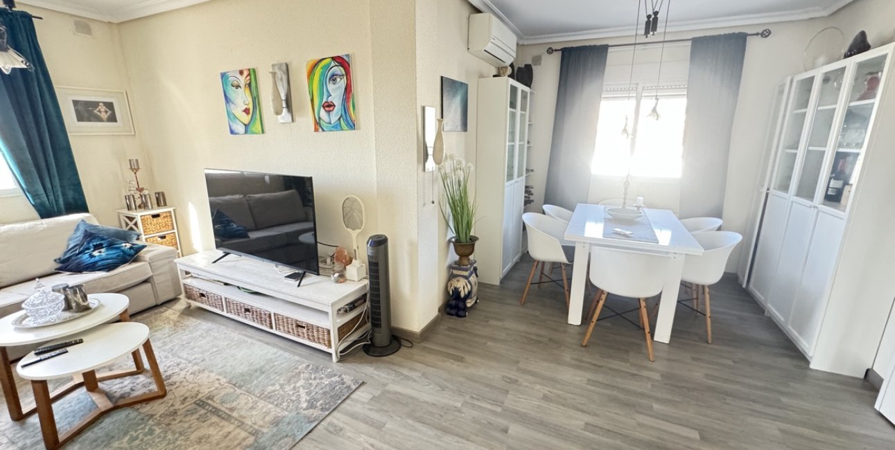 Resale - Villa -
Ciudad Quesada - Ciudad Quesada - Town