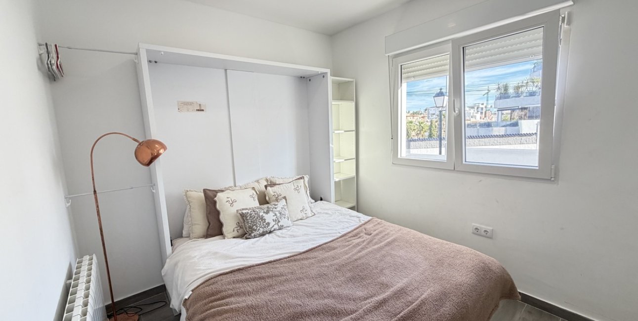 Resale - Villa -
Orihuela Costa - Villamartin