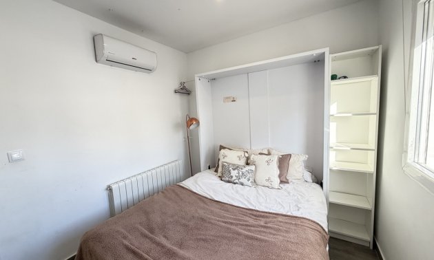 Resale - Villa -
Orihuela Costa - Villamartin