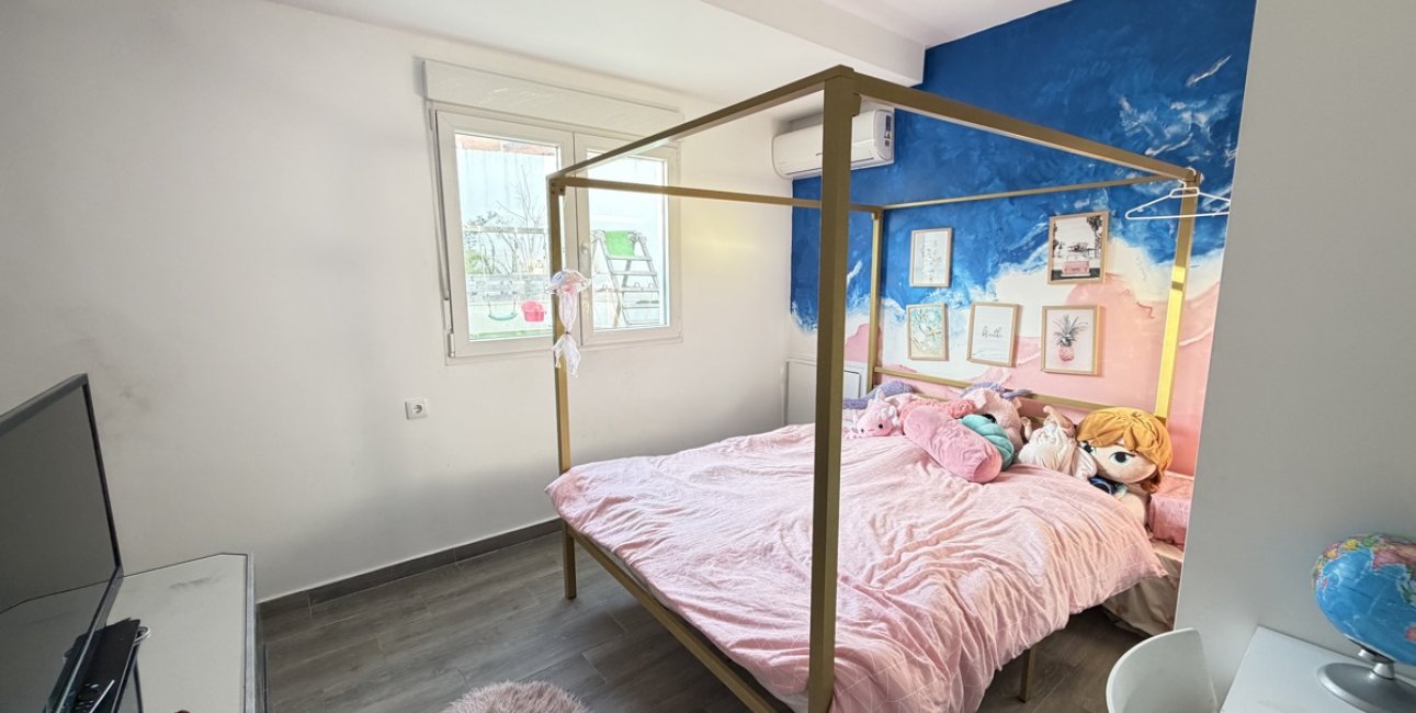 Resale - Villa -
Orihuela Costa - Villamartin