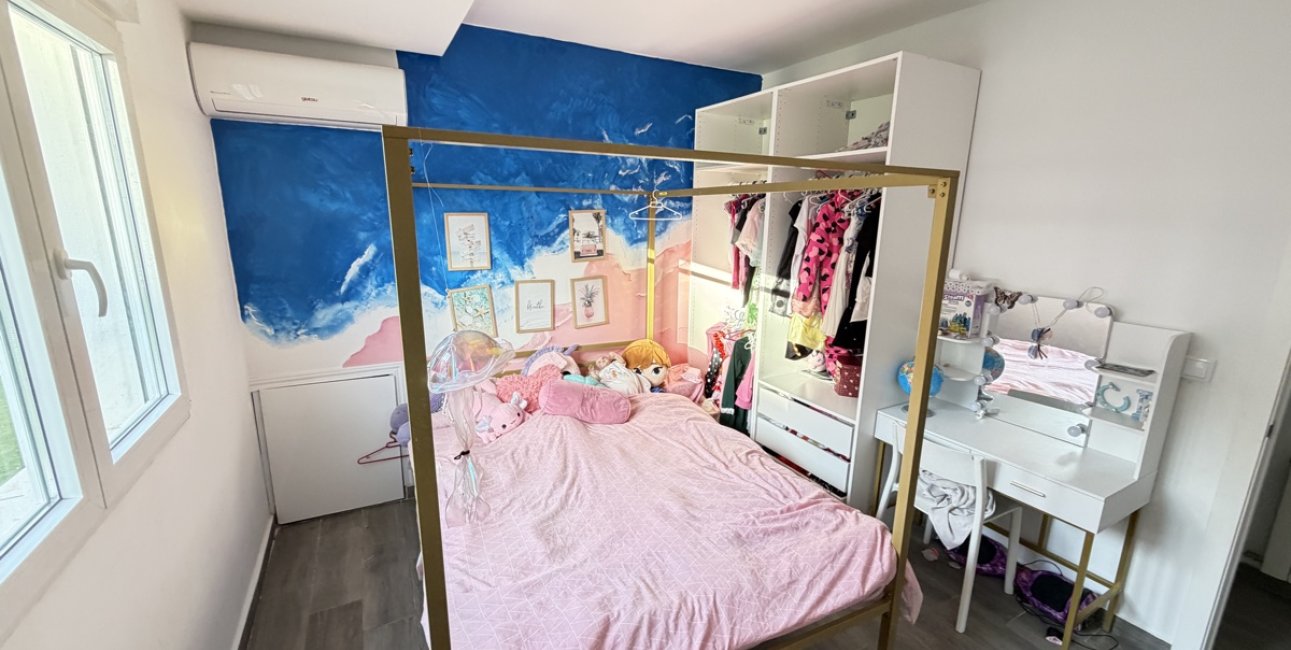 Resale - Villa -
Orihuela Costa - Villamartin