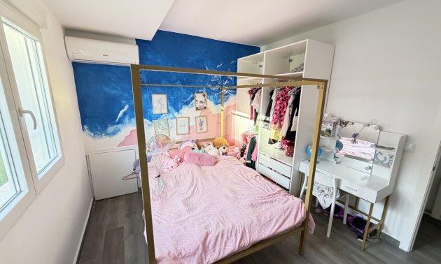 Resale - Villa -
Orihuela Costa - Villamartin
