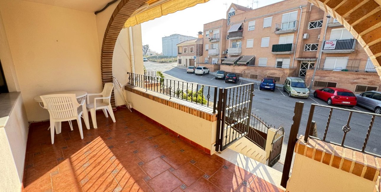 Resale - Townhouse -
San Miguel de Salinas - San Miguel - Town