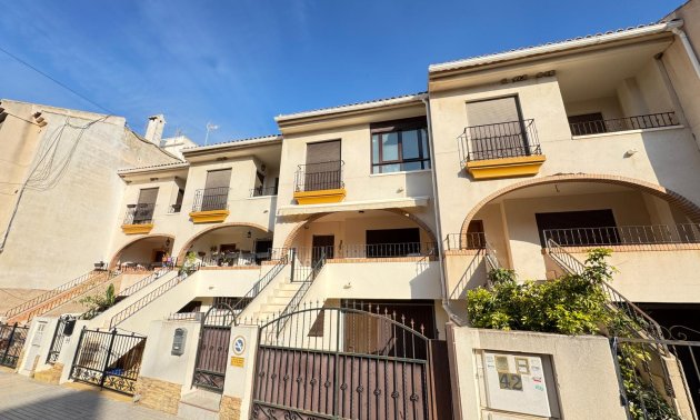 Resale - Townhouse -
San Miguel de Salinas - San Miguel - Town