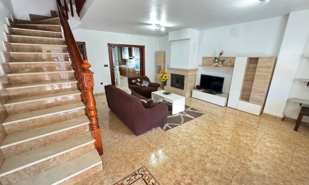 Resale - Townhouse -
San Miguel de Salinas - San Miguel - Town