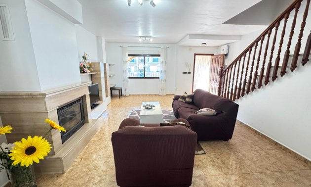 Resale - Townhouse -
San Miguel de Salinas - San Miguel - Town