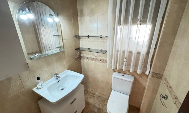 Resale - Townhouse -
San Miguel de Salinas - San Miguel - Town