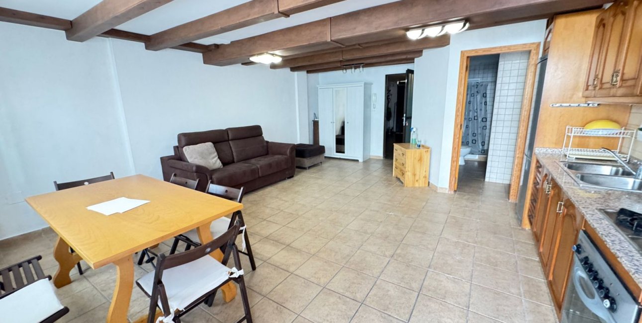 Resale - Townhouse -
San Miguel de Salinas - San Miguel - Town