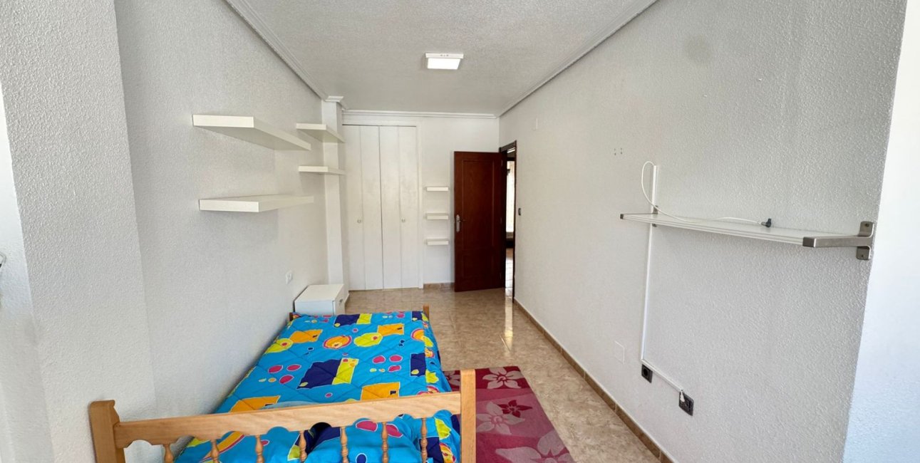 Resale - Townhouse -
San Miguel de Salinas - San Miguel - Town