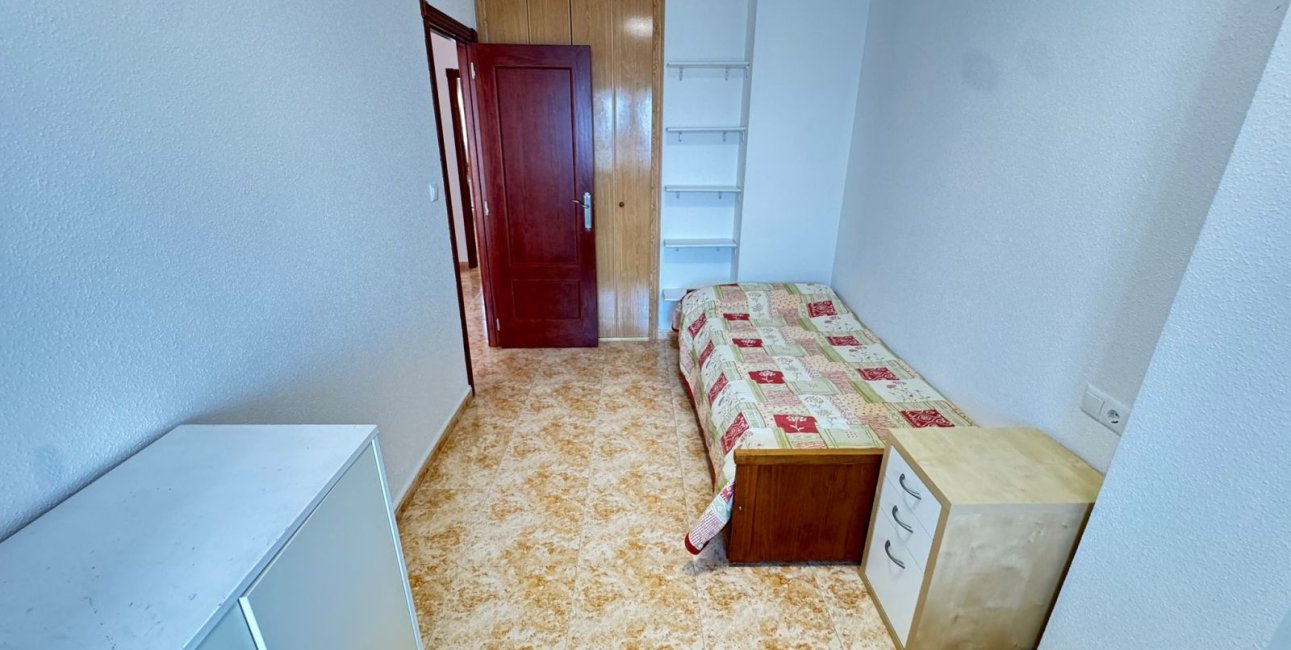Resale - Townhouse -
San Miguel de Salinas - San Miguel - Town