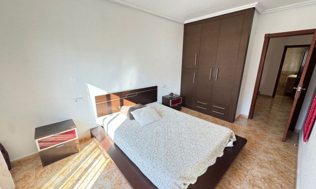 Resale - Townhouse -
San Miguel de Salinas - San Miguel - Town