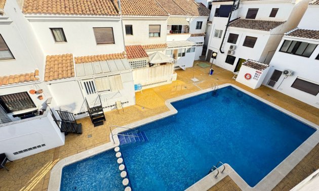 Resale - Townhouse -
San Miguel de Salinas - San Miguel - Town