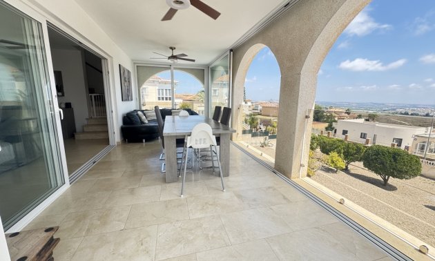 Resale - Villa -
San Miguel de Salinas - Las Comunicaciones