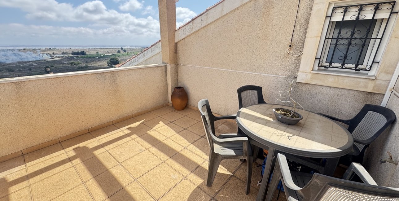 Resale - Villa -
San Miguel de Salinas - Las Comunicaciones