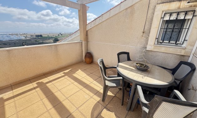 Resale - Villa -
San Miguel de Salinas - Las Comunicaciones
