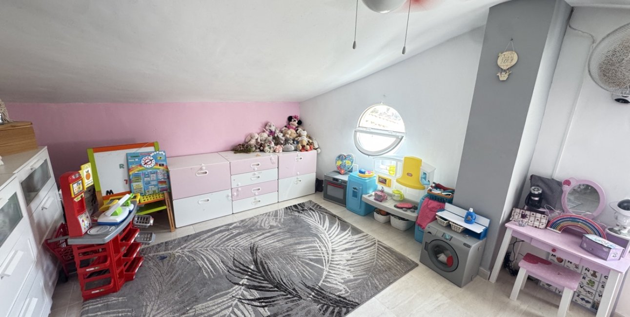 Resale - Villa -
San Miguel de Salinas - Las Comunicaciones