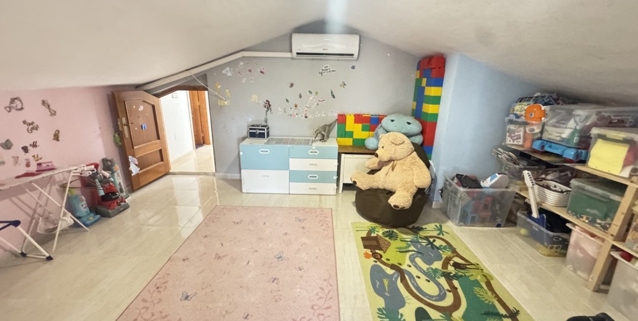 Resale - Villa -
San Miguel de Salinas - Las Comunicaciones