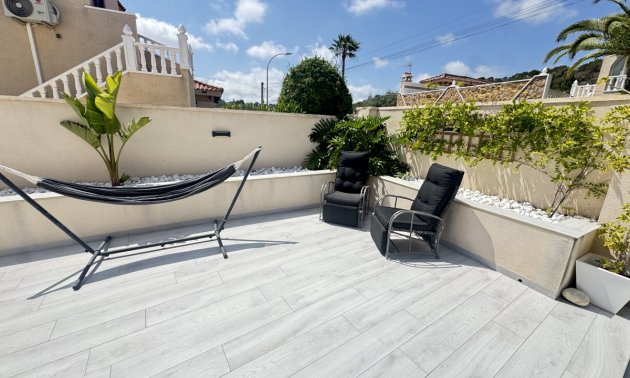 Resale - Villa -
San Miguel de Salinas - Las Comunicaciones