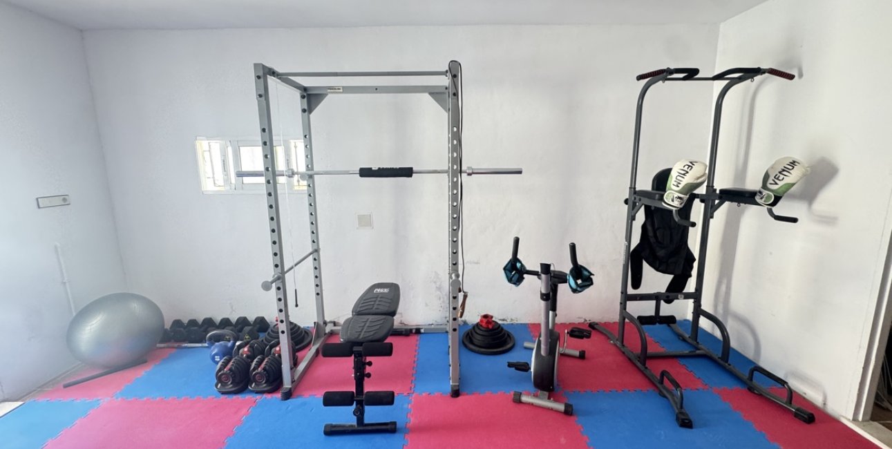 Resale - Villa -
San Miguel de Salinas - Las Comunicaciones