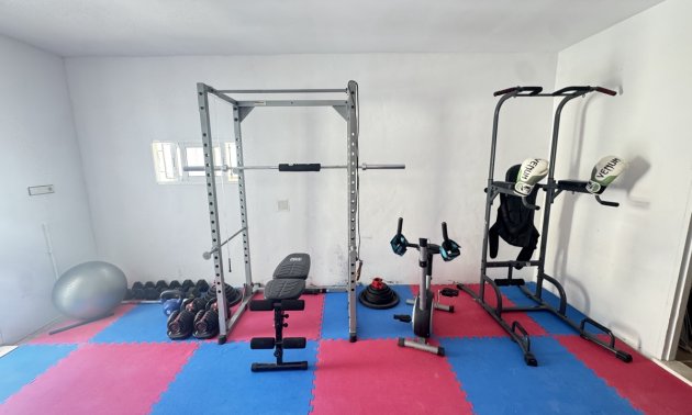 Resale - Villa -
San Miguel de Salinas - Las Comunicaciones