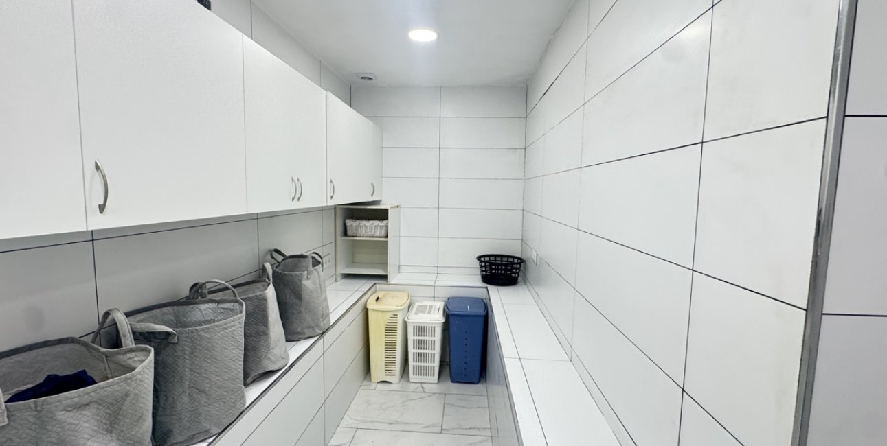 Resale - Villa -
San Miguel de Salinas - Las Comunicaciones