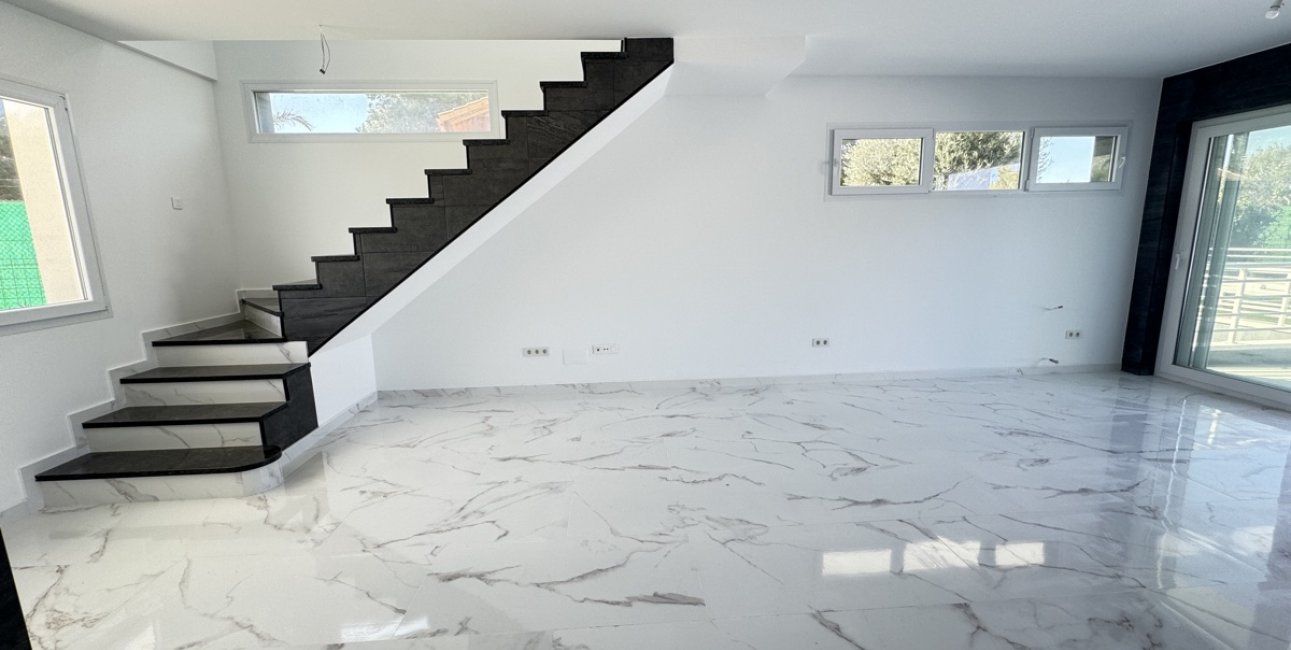 Resale - Villa -
Torrevieja - Los Balcones