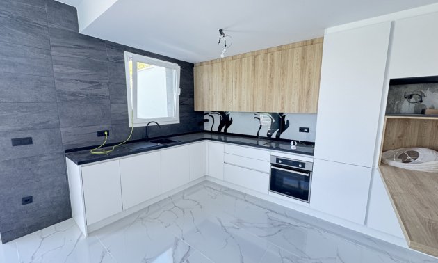 Resale - Villa -
Torrevieja - Los Balcones