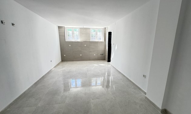 Resale - Villa -
Torrevieja - Los Balcones