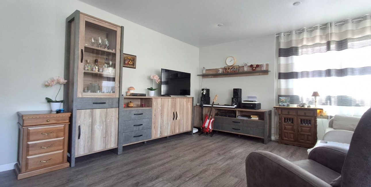 Resale - Apartment / flat -
Torrevieja - Playa Del Cura