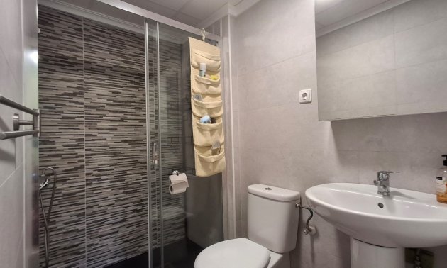 Resale - Apartment / flat -
Torrevieja - Playa Del Cura