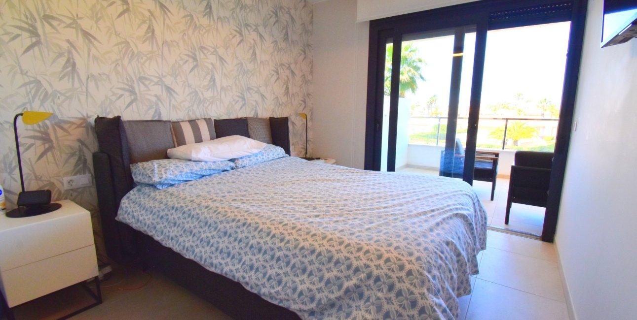 Resale - Apartment / flat -
Orihuela Costa - Playa Flamenca