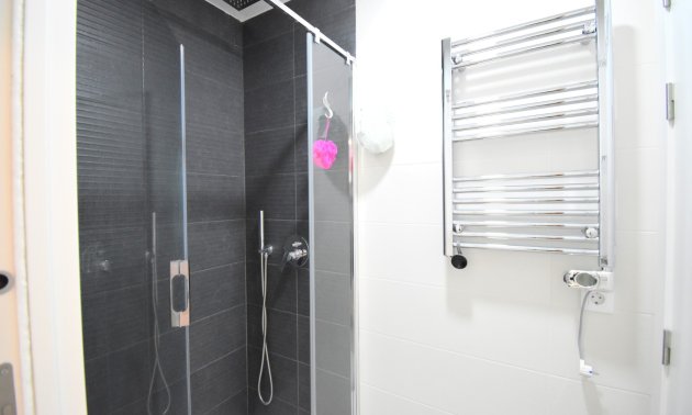 Resale - Apartment / flat -
Orihuela Costa - Playa Flamenca