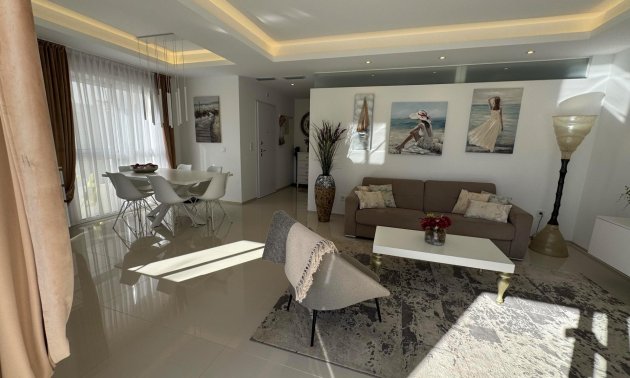 Resale - Apartment / flat -
Rojales - Cuidad Quesada