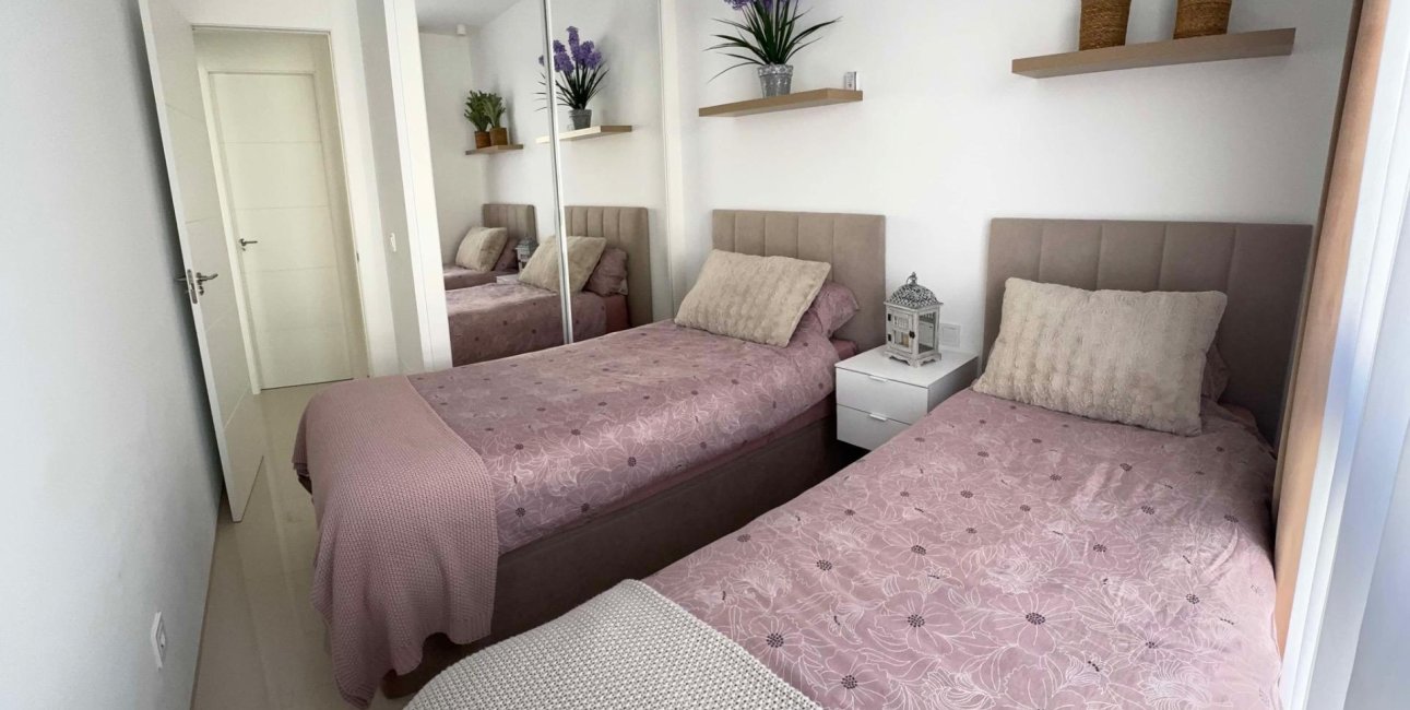 Resale - Apartment / flat -
Rojales - Cuidad Quesada