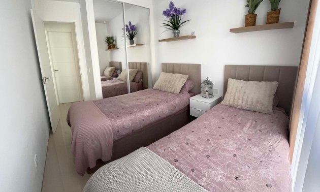 Resale - Apartment / flat -
Rojales - Cuidad Quesada